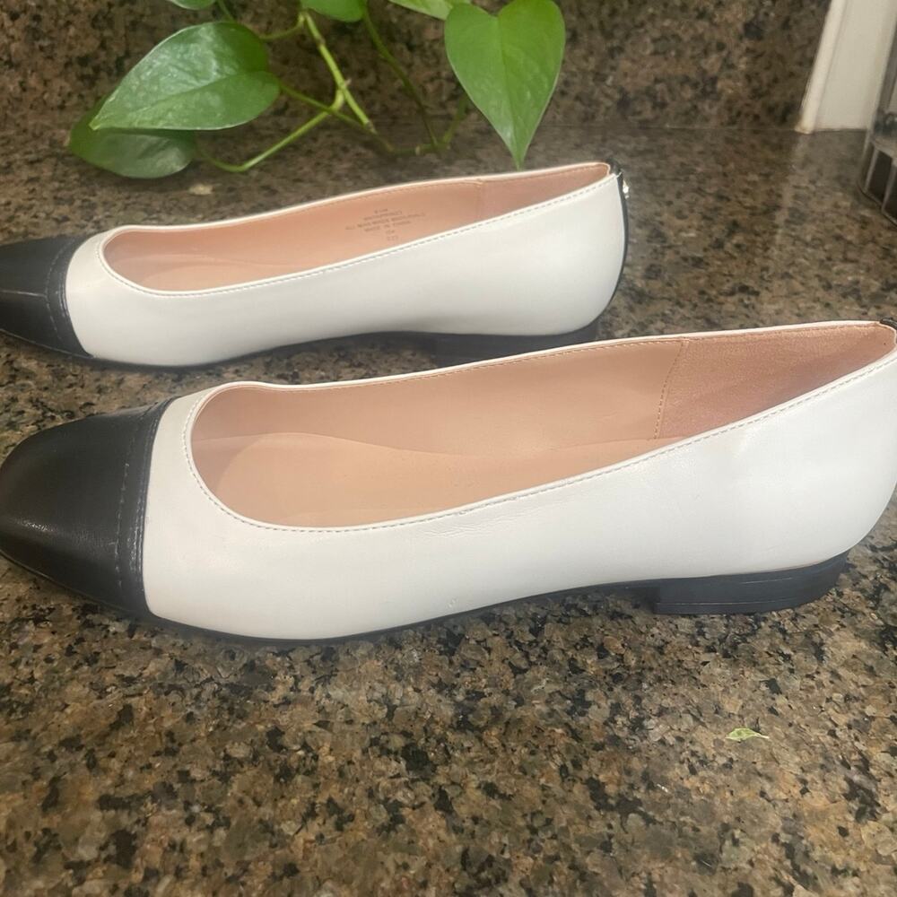 Nearly New Women’s Size 8.5 Bandolino Taprinz Ballet Flat